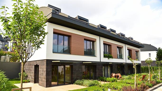 Şehrin Merkezinde Doğayla İç İçe; Terrace Hayat