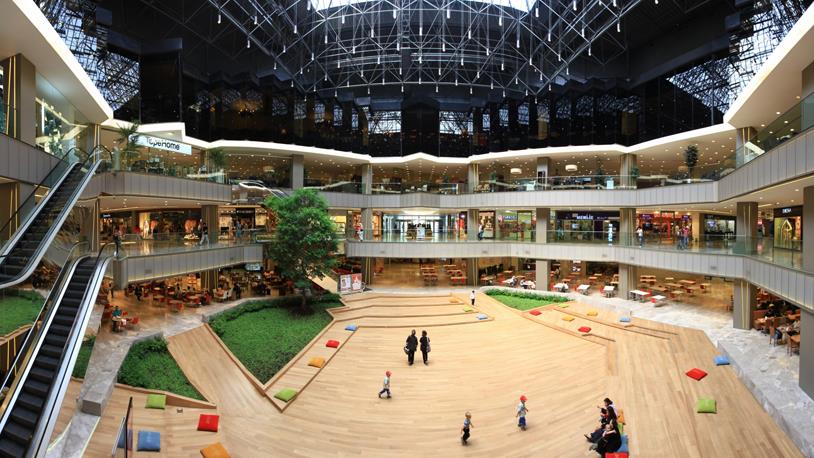 Ataköy Yeni AVM'sine 3 Yıl Sonra Kavuşuyor