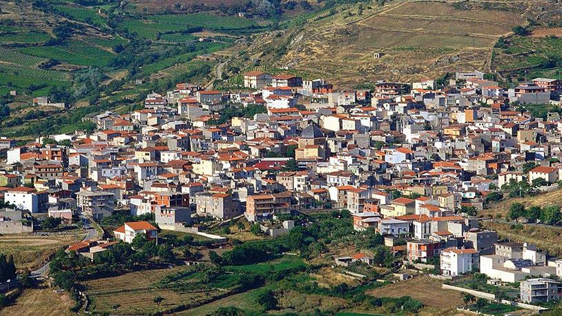 İtalyan Hükümeti 1 Dolara Ev Satıyor