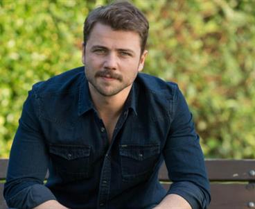 Tolga Sarıtaş'a 3 Milyon Liralık Arsa