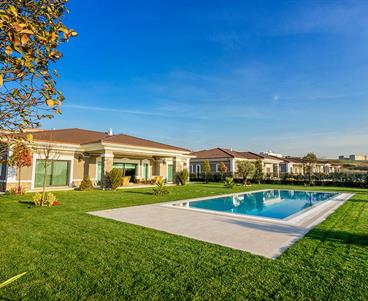 Huzurlu Yaşamın Adresi; Pelican Hill Ihlamur Evleri